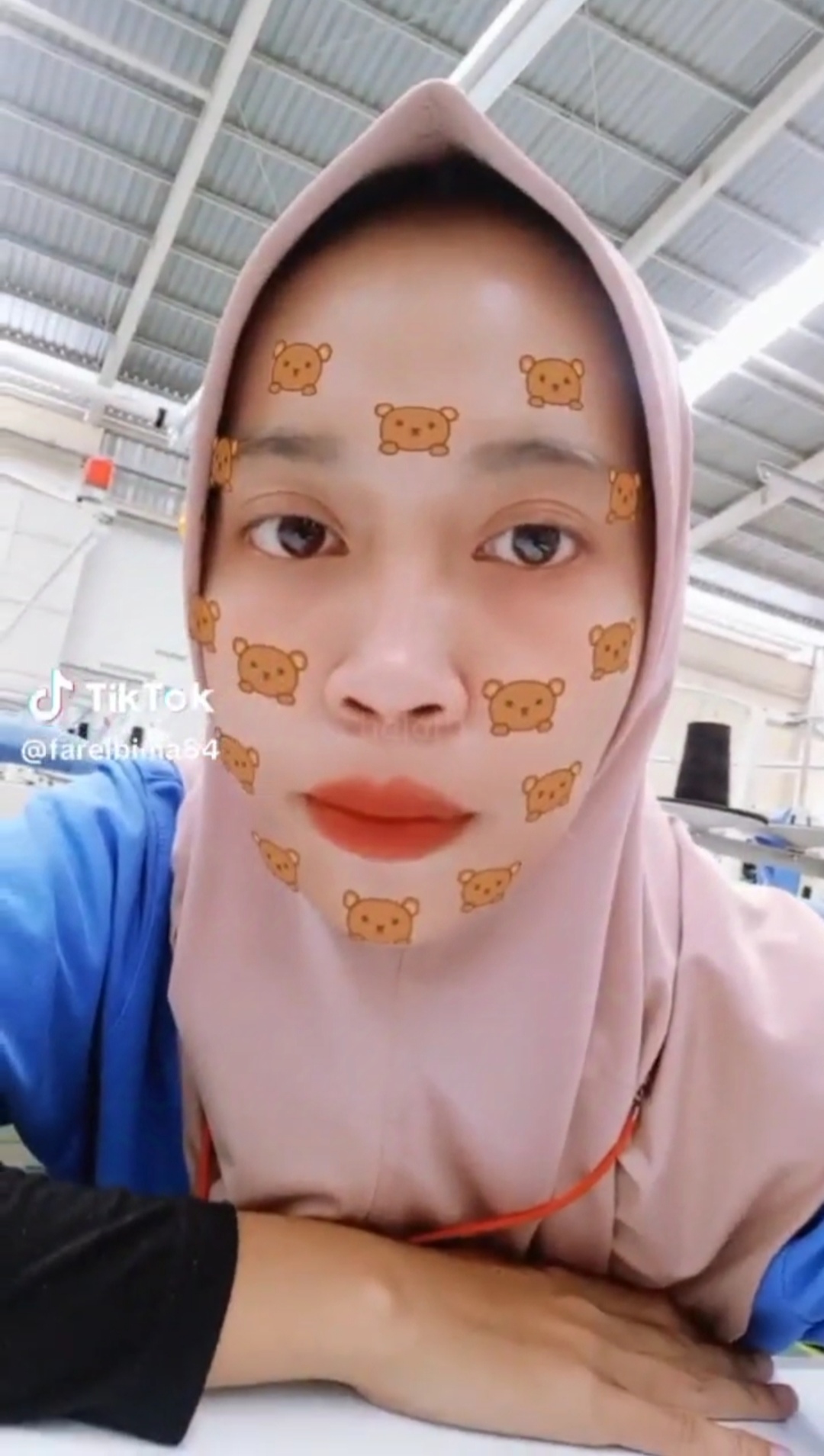 รูปโป๊ น้อง Farel Bima